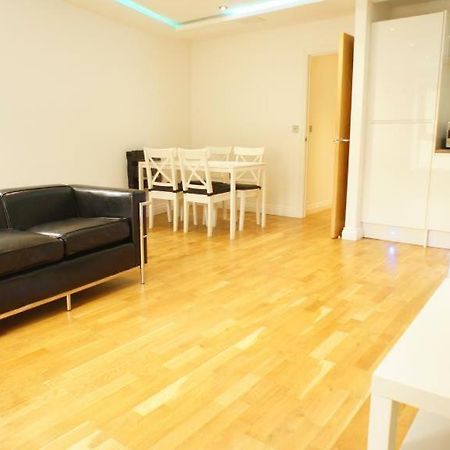 City Centre Apartment แมนเชสเตอร์ ภายนอก รูปภาพ