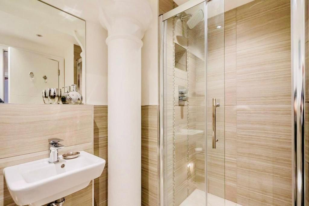 City Centre Apartment แมนเชสเตอร์ ภายนอก รูปภาพ